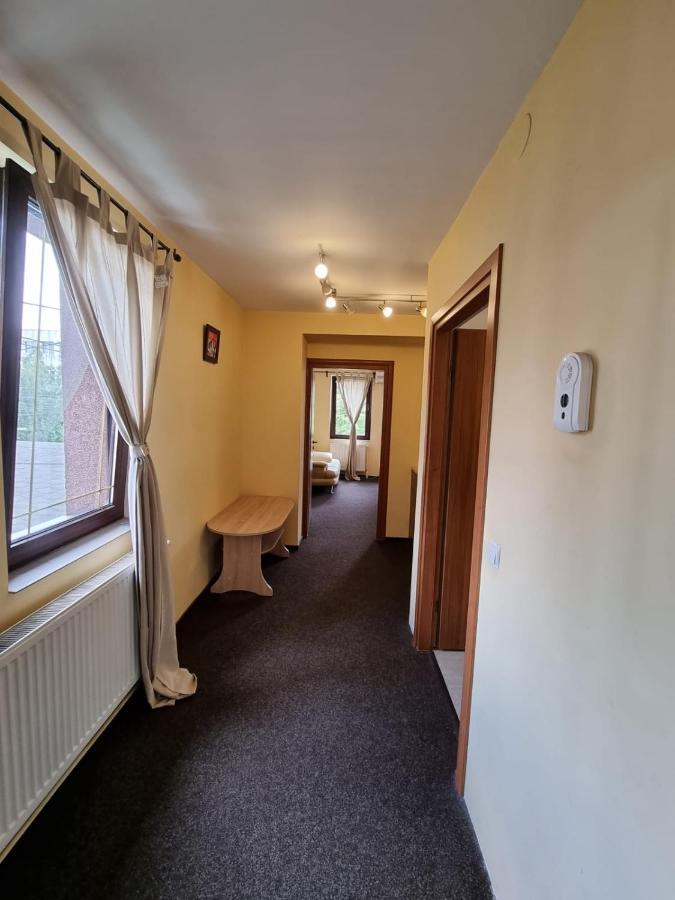 Ferienwohnung Casa Romana Ploieşti Exterior foto